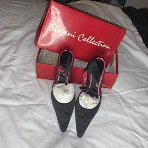 Stefani Collection Black Satin Pumps style Lynsey women size 8.